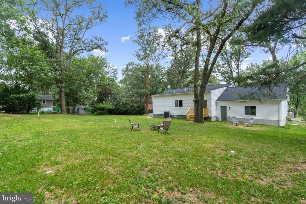 Photo of 7851 SPRUCE HILL ROAD