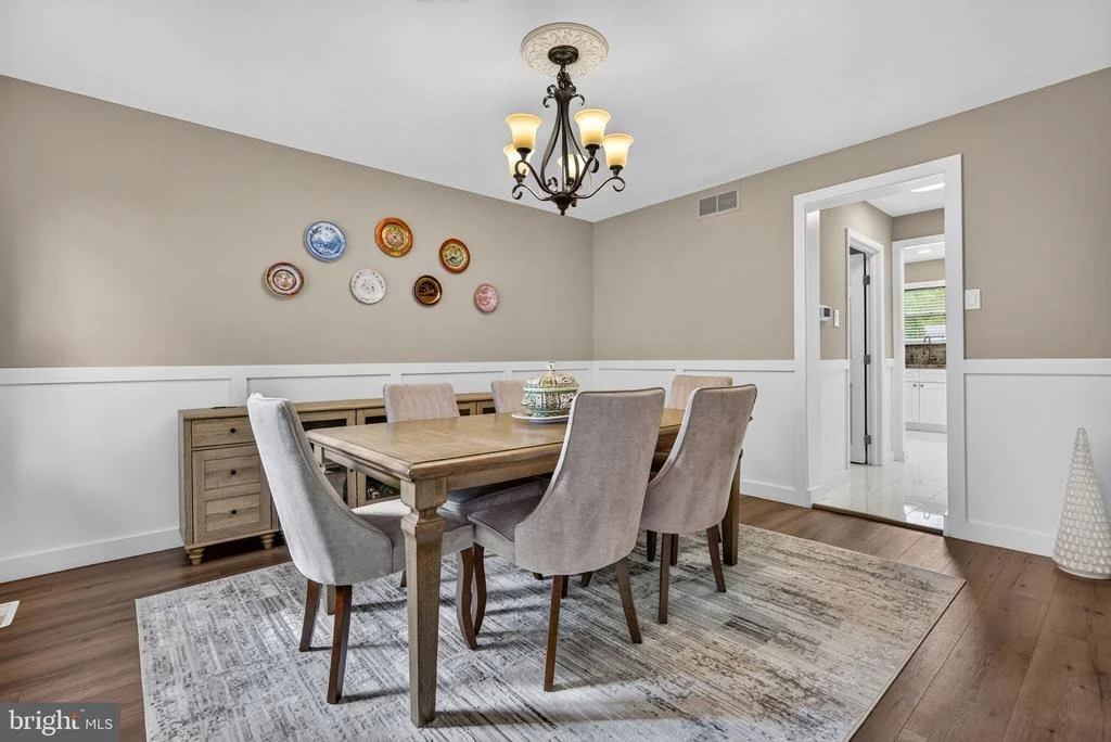 Photo of 1102 SPRINGDALE ROAD