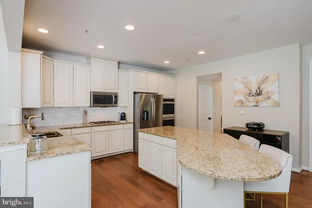 Photo of 744 FALCON LANE