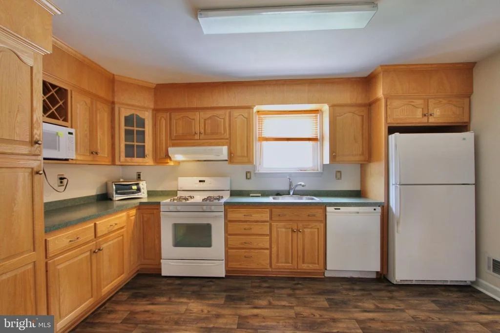 Photo of 789 MILLER DRIVE