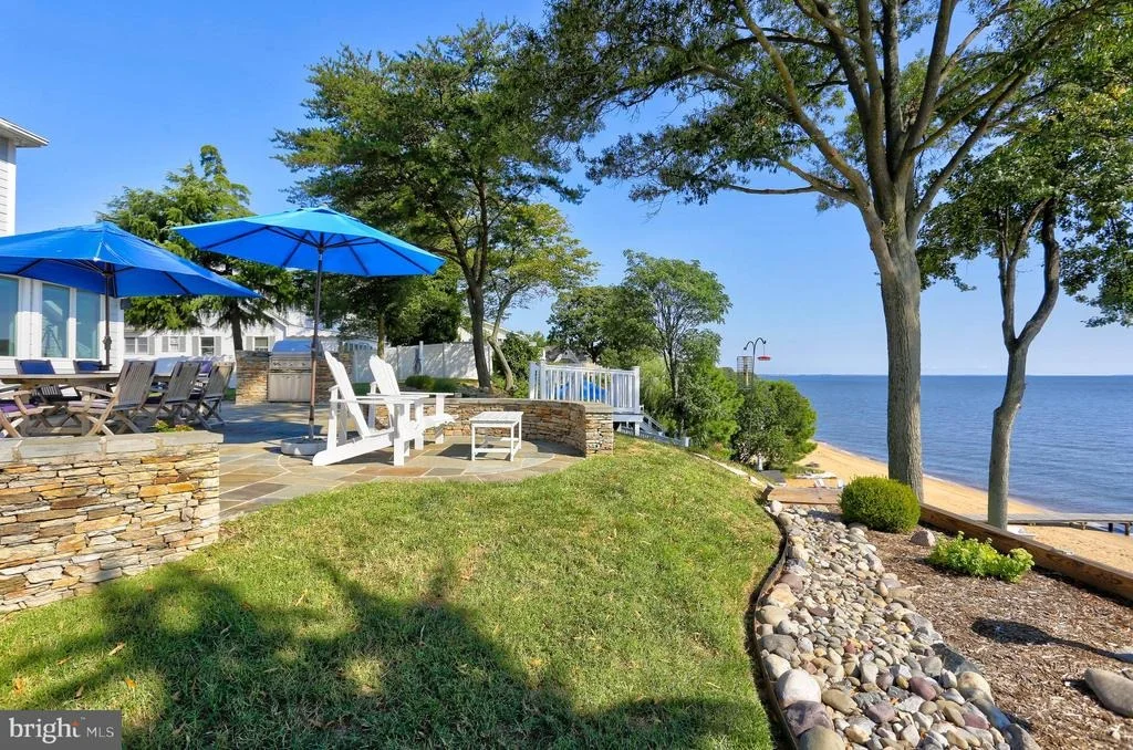 Photo of 8171 BAYSIDE DRIVE