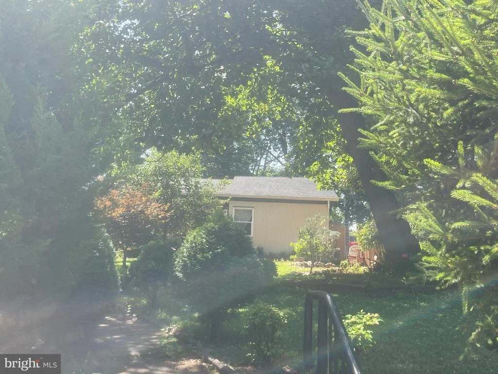 Photo of 7225 PINE DRIVE