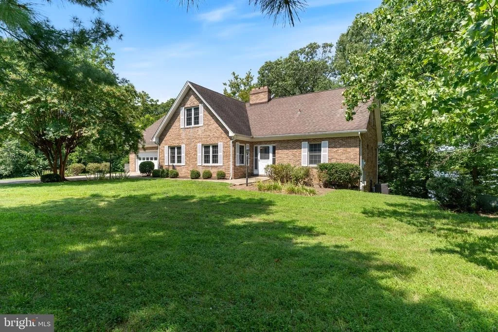 Photo of 44742 THREE COVES ROAD