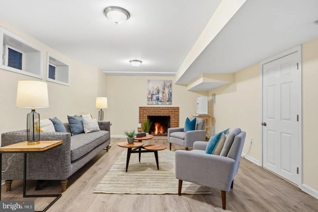 Photo of 5910 OVERLEA ROAD