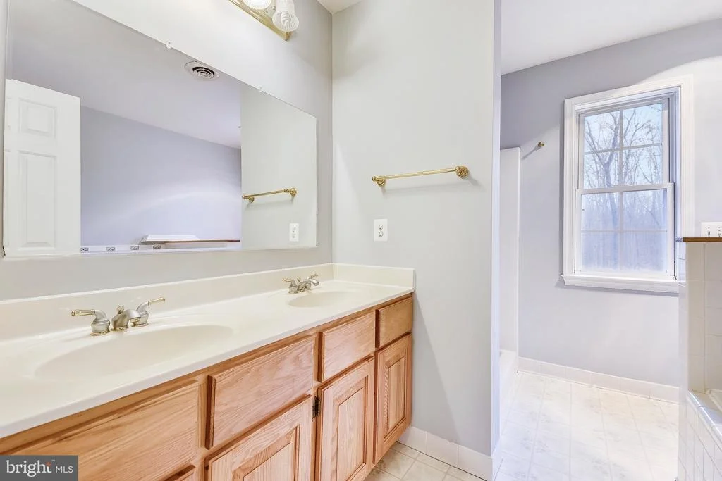Photo of 32 CASCADE LANE