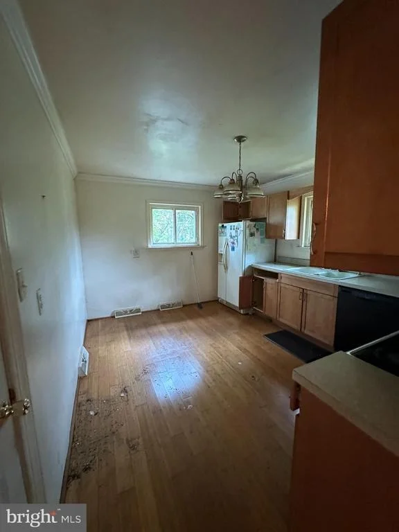 Photo of 2324 OLDFIELD POINT ROAD