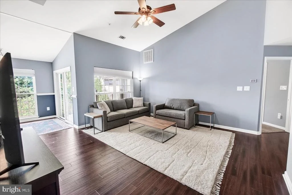 Photo of Unit 33B at 593 CAWLEY DRIVE