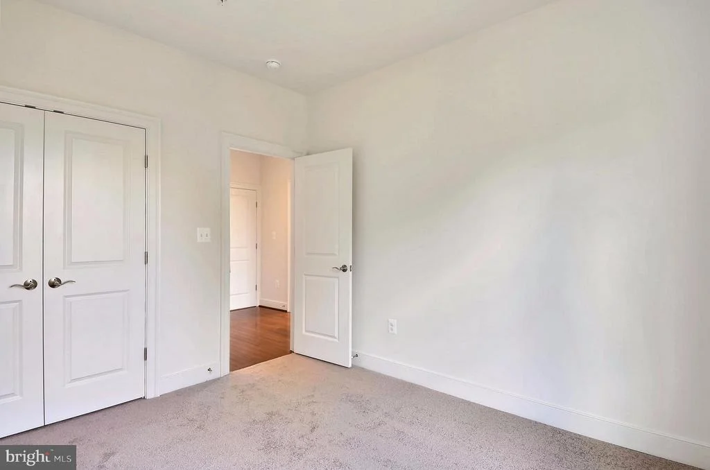 Photo of 3427 URBANA PIKE