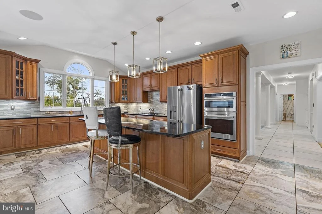 Photo of 2304 WILLOW VALE DRIVE
