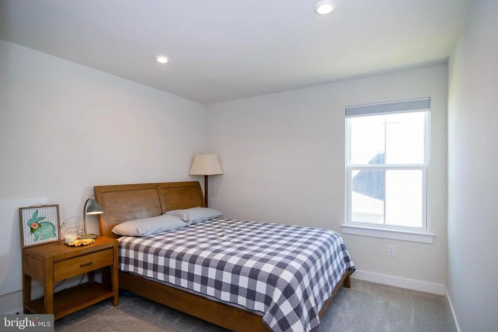 Photo of 17 SEQUOIA COURT