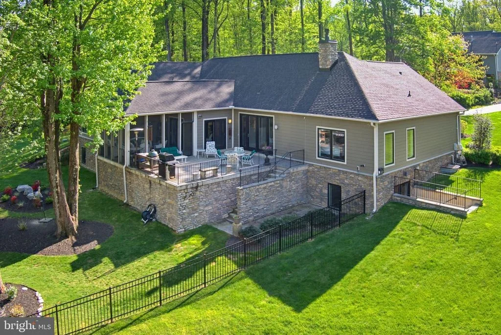 Photo of 8103 MOJAVE COURT