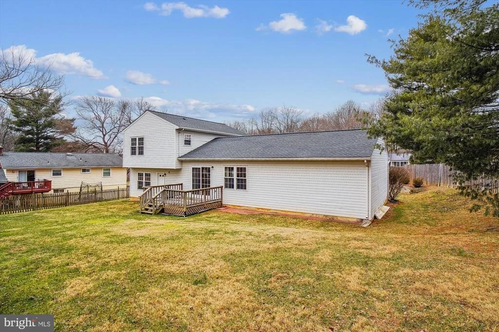 Photo of 19005 HIGH POINT DRIVE