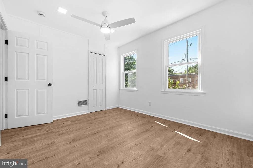 Photo of 1130 46TH PLACE SE