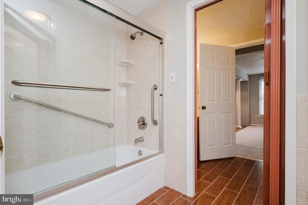 Photo of 12 JACOBO LANE