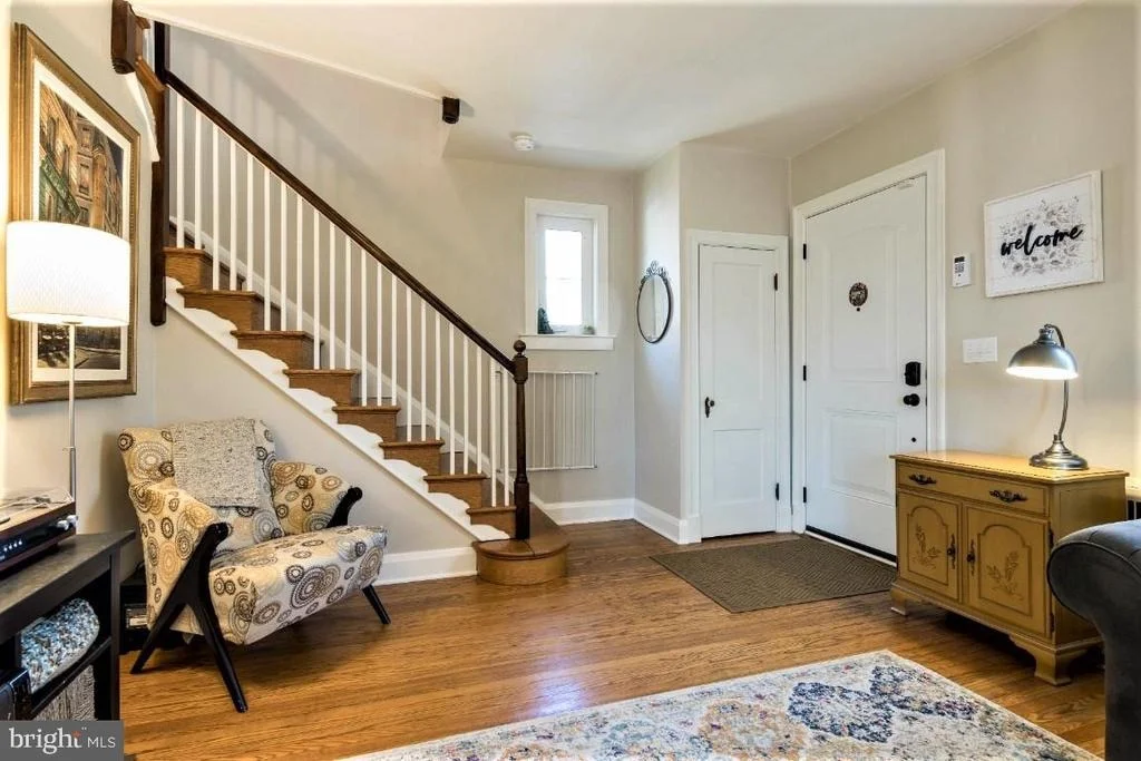 Photo of 620 ALDERSHOT ROAD