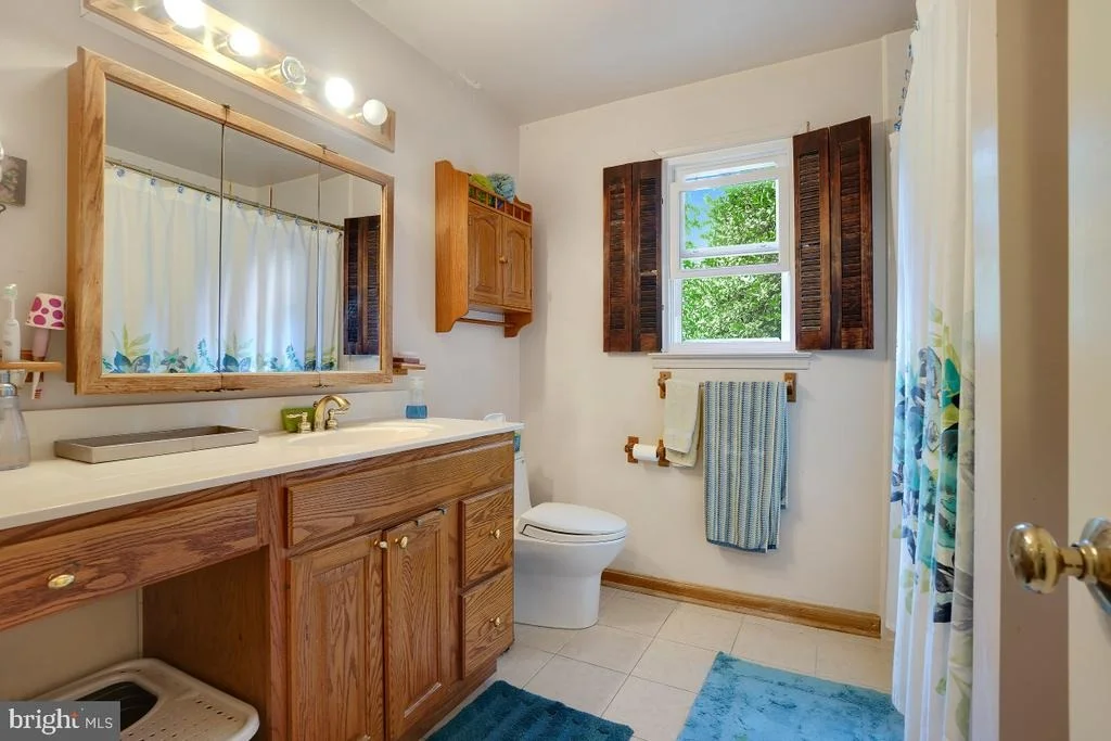 Photo of 14320 CANTRELL ROAD