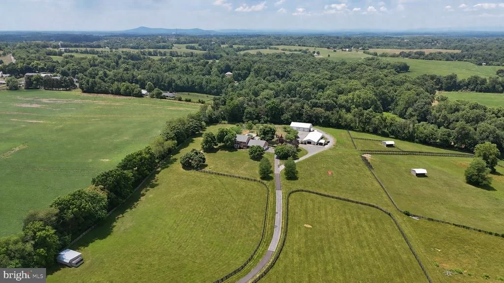Photo of 26100 MULLINIX MILL