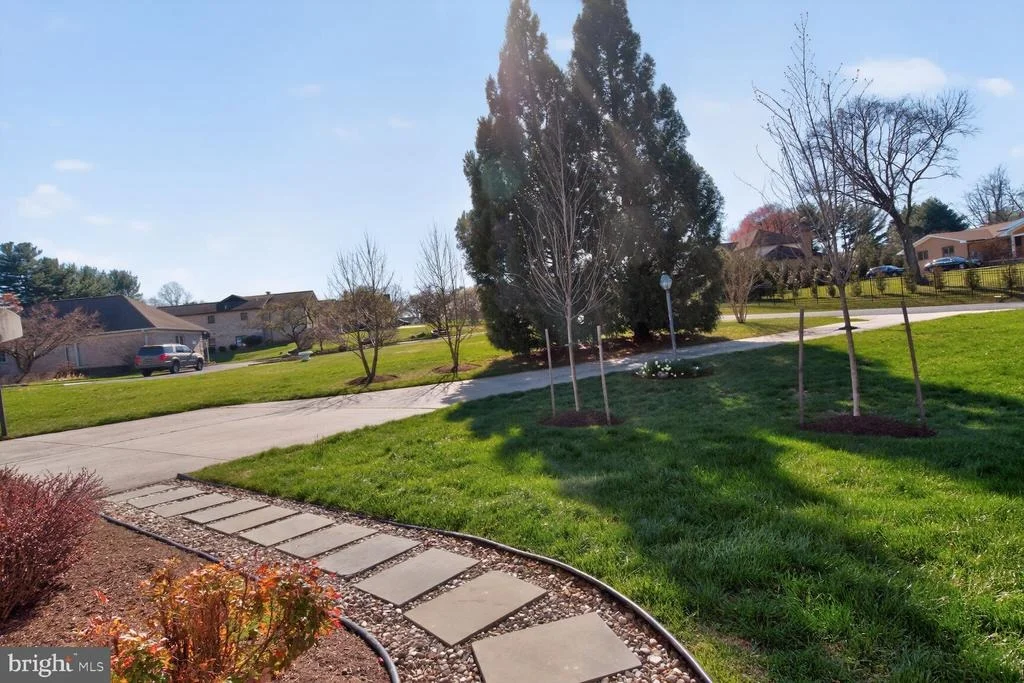 Photo of 2036 MAYFLOWER DRIVE