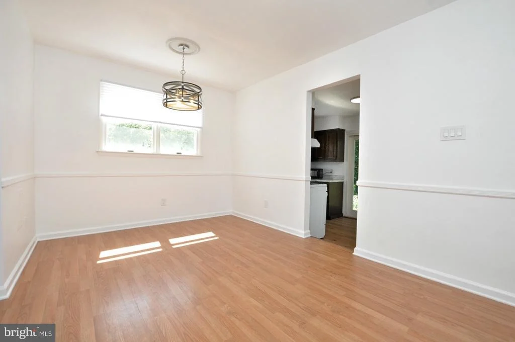 Photo of 432 N COLES AVENUE