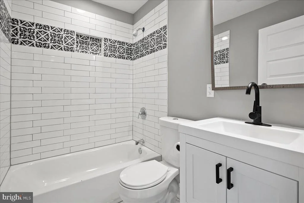 Photo of 111 SUNNYSIDE ROAD
