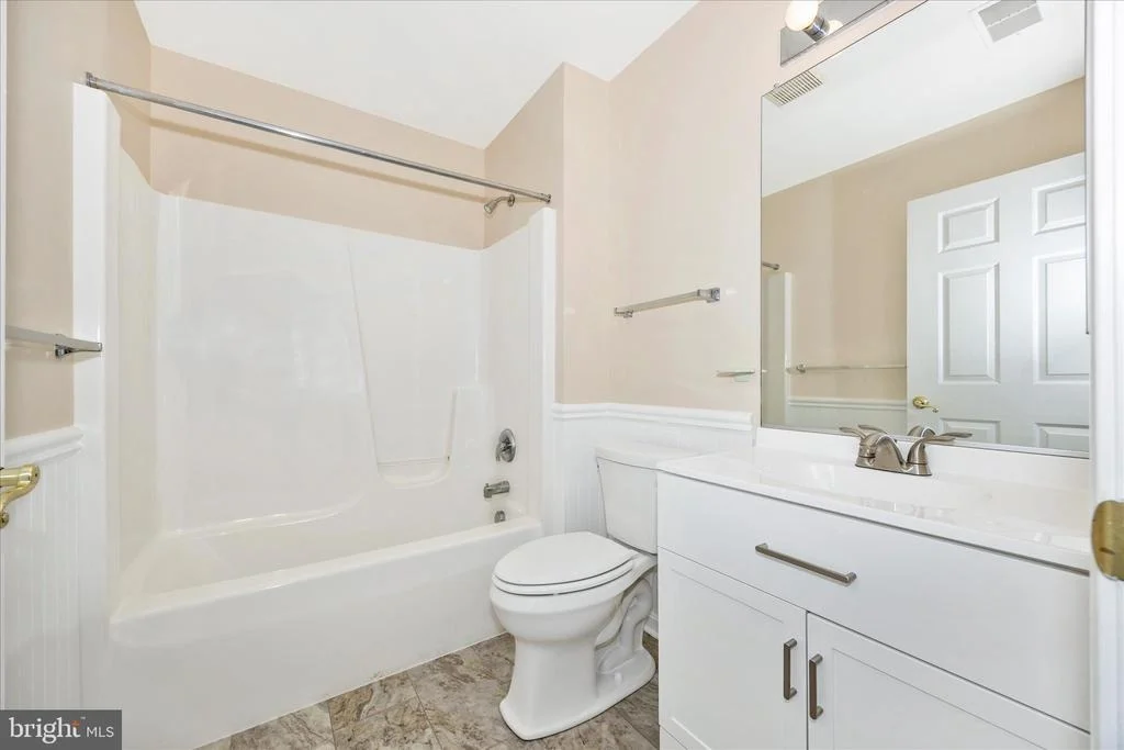 Photo of 1007 PARADE LANE