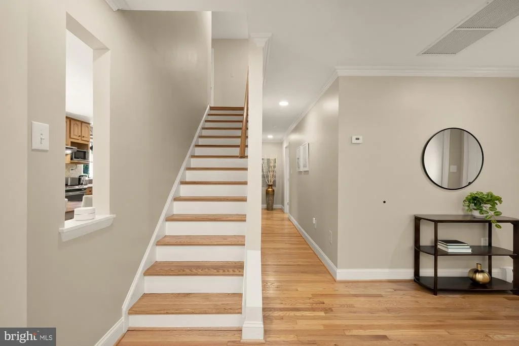 Photo of 45383 PERSIMMON LANE