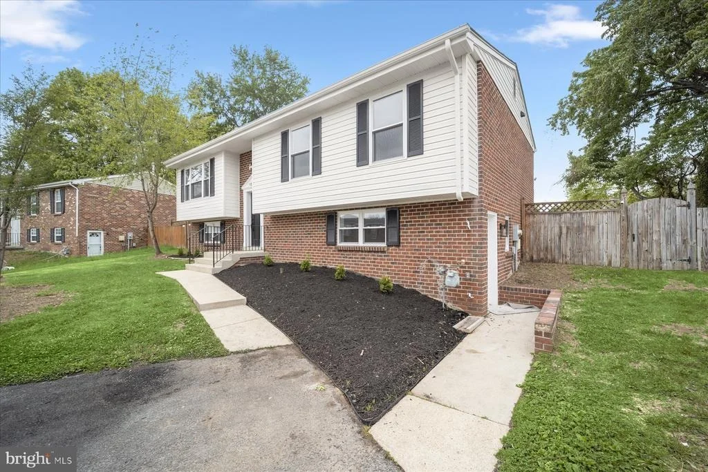 Photo of 12216 BIRCHVIEW DRIVE