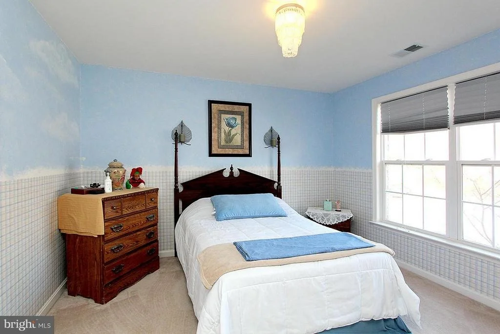 Photo of 15606 STRAUGHN DRIVE