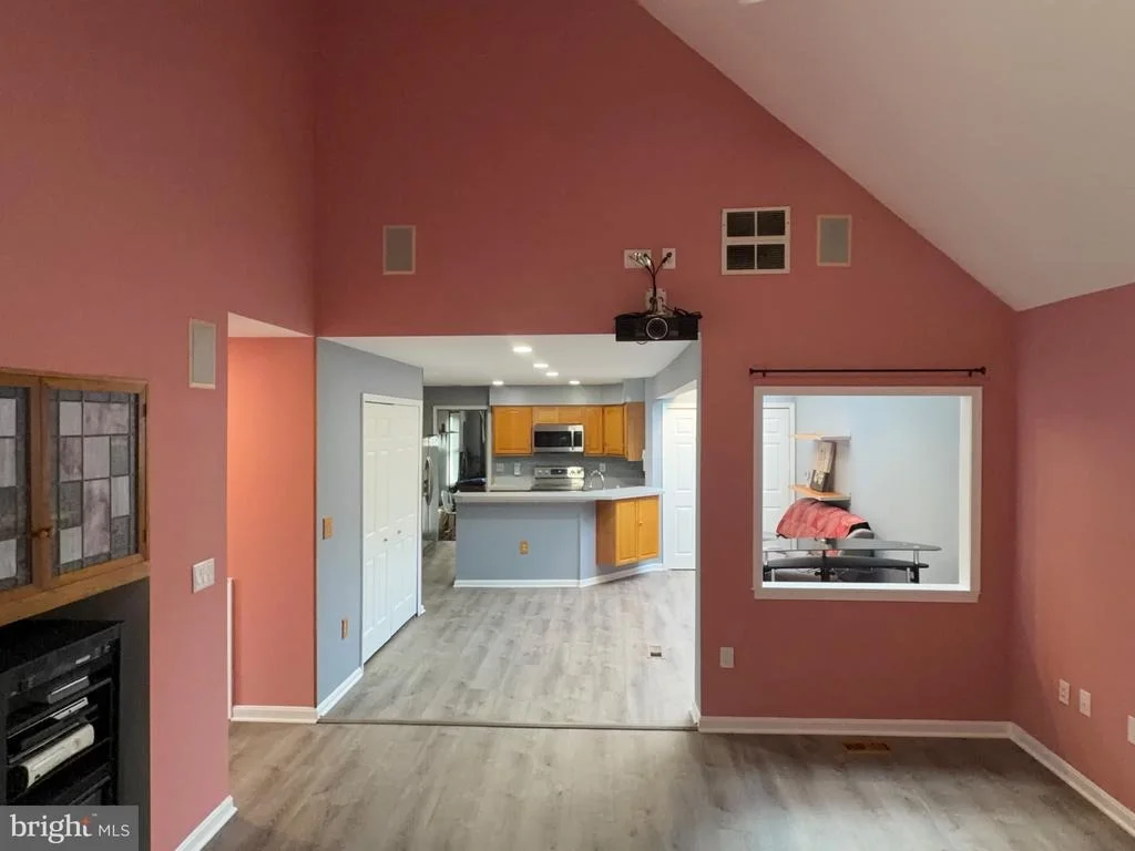 Photo of 9348 CREEKVIEW DRIVE