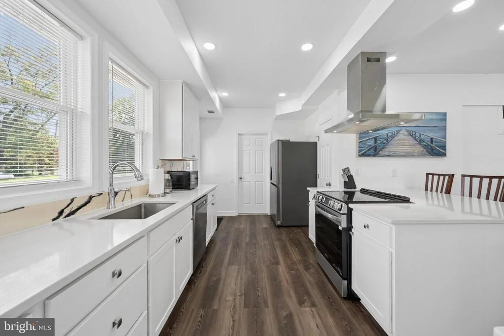 Photo of 456 DEALE ROAD
