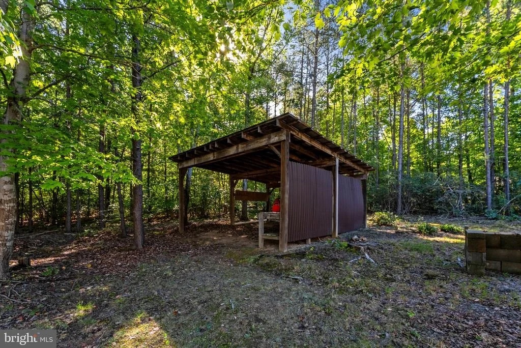Photo of 584 MALLORYS FORD ROAD