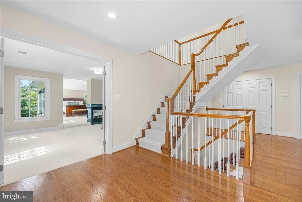 Photo of 6807 MEADOW LANE