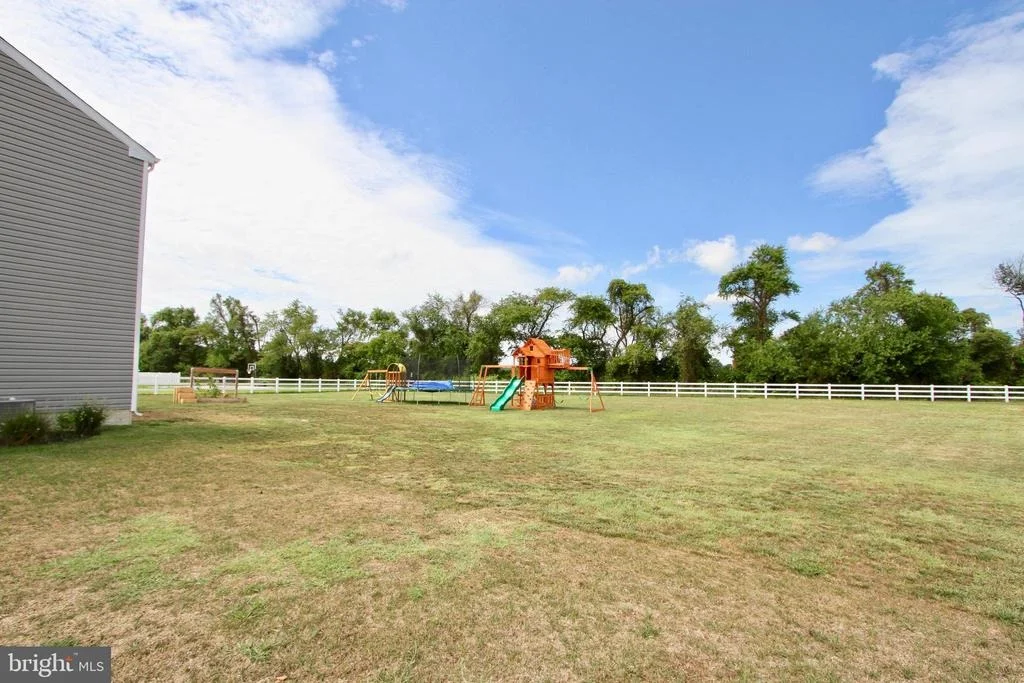Photo of 746 SEABREEZE RD