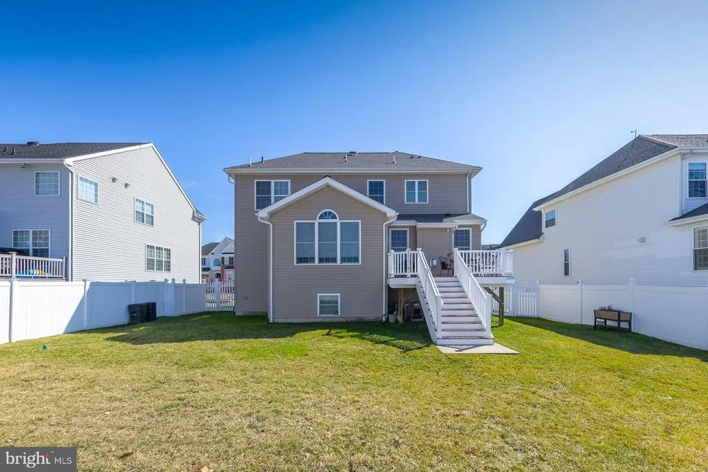 Photo of 633 WORCESTER DRIVE