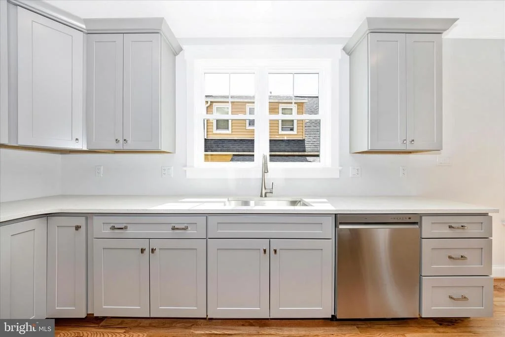 Photo of 109 W 13TH STREET