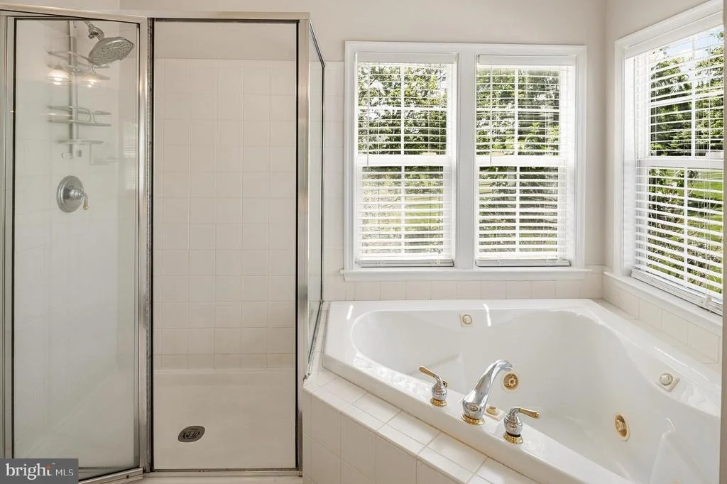 Photo of 6106 CHALLEDON CIRCLE