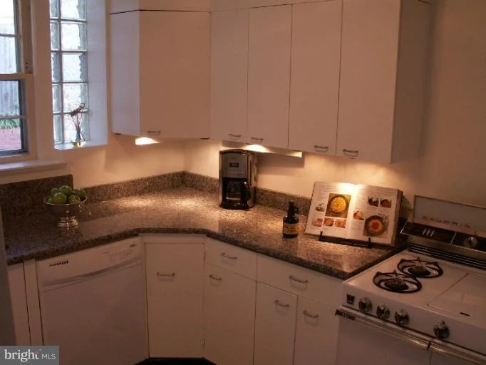 Photo of 7616 LYNN DRIVE