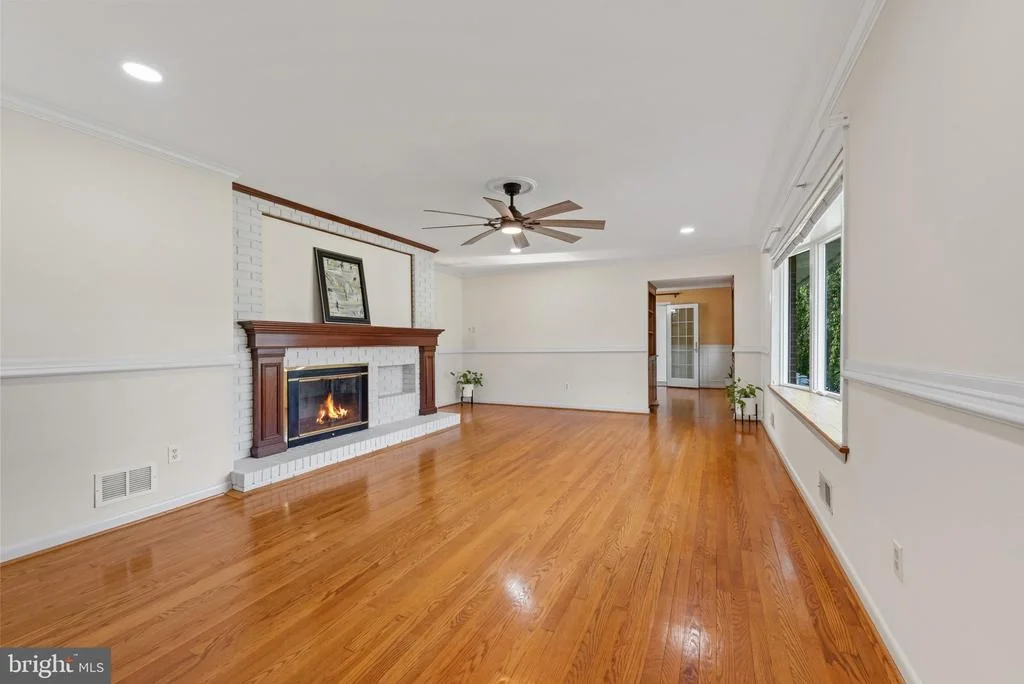 Photo of 2841 MONTCLAIR DRIVE