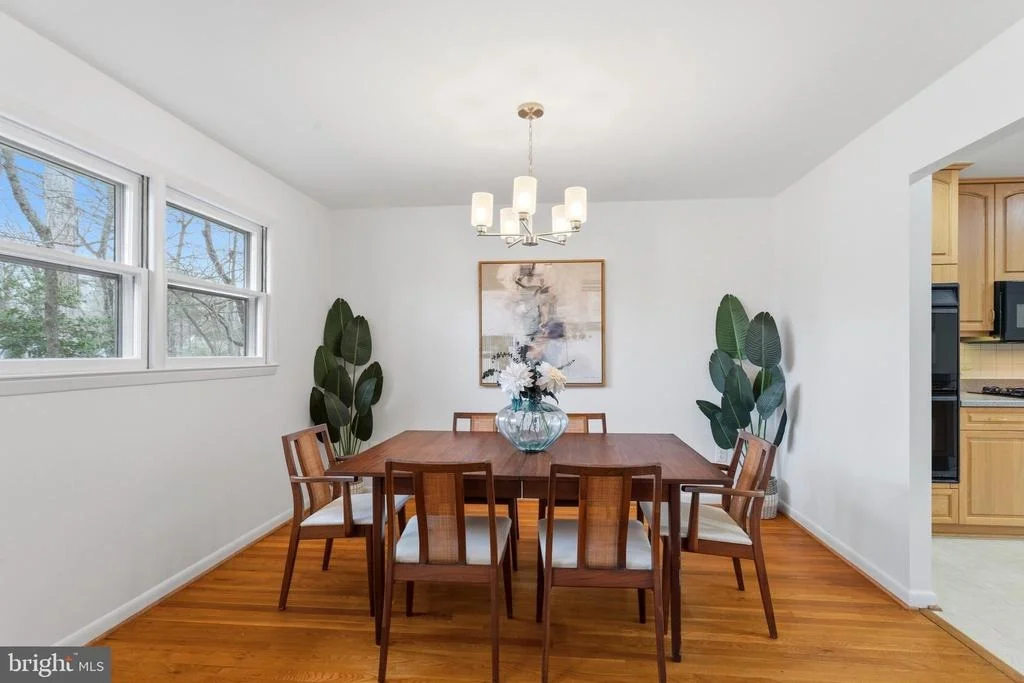 Photo of 11705 DEVILWOOD COURT