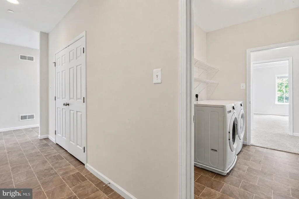 Photo of 2754 HILLFIELD DRIVE