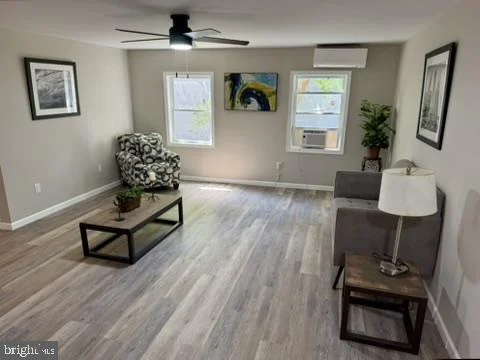 Photo of 212 W 7TH STREET