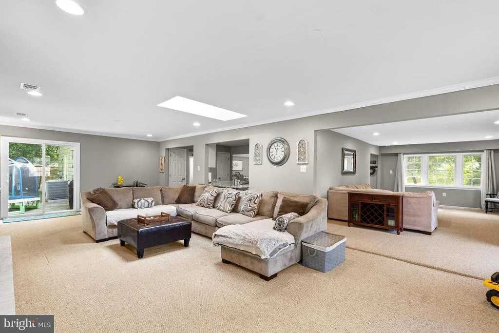 Photo of 14028 BREEZE HILL LANE