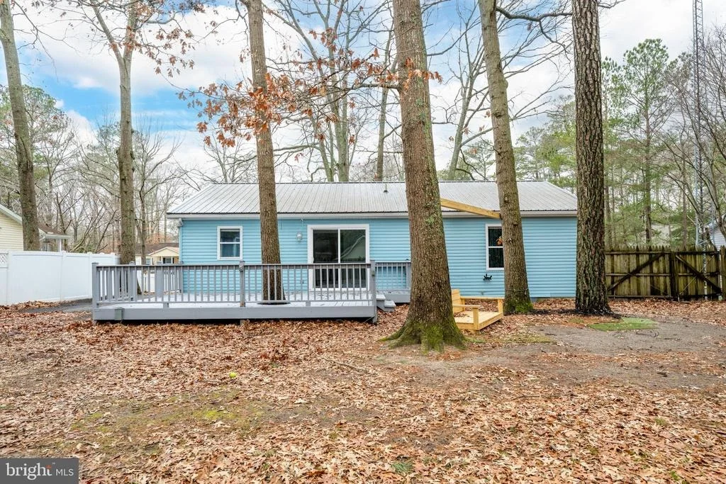 Photo of 23 MAPLEWOOD DRIVE
