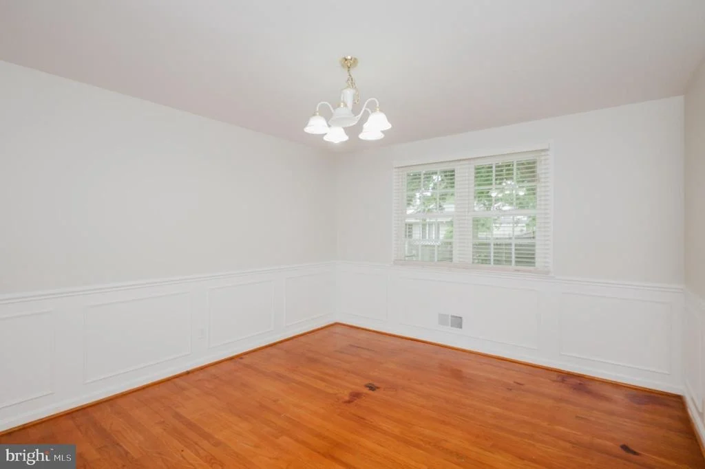 Photo of 4 OLD SPRING COURT