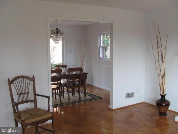 Photo of 906 JUNIPER PLACE