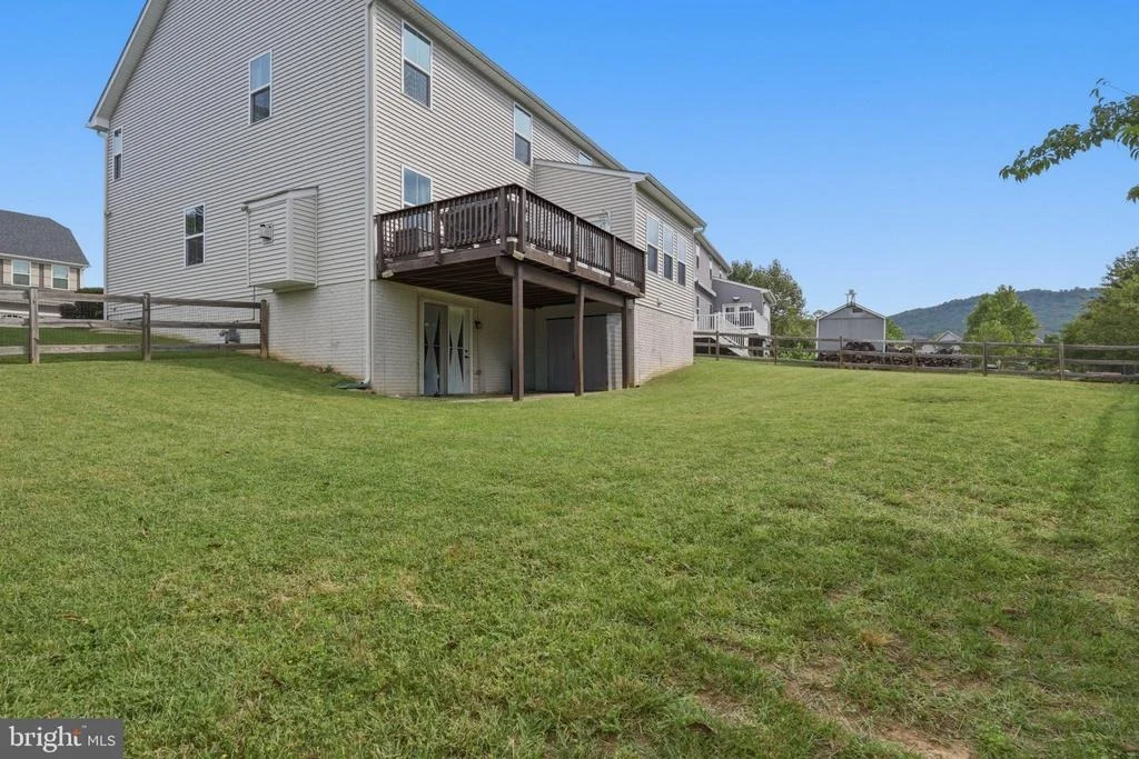 Photo of 218 MONUMENT DRIVE