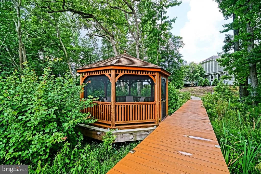 Photo of 36396 BABBLING BROOK WAY
