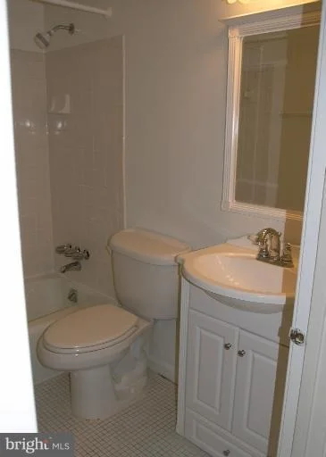 Photo of 6826 VANTAGE DRIVE