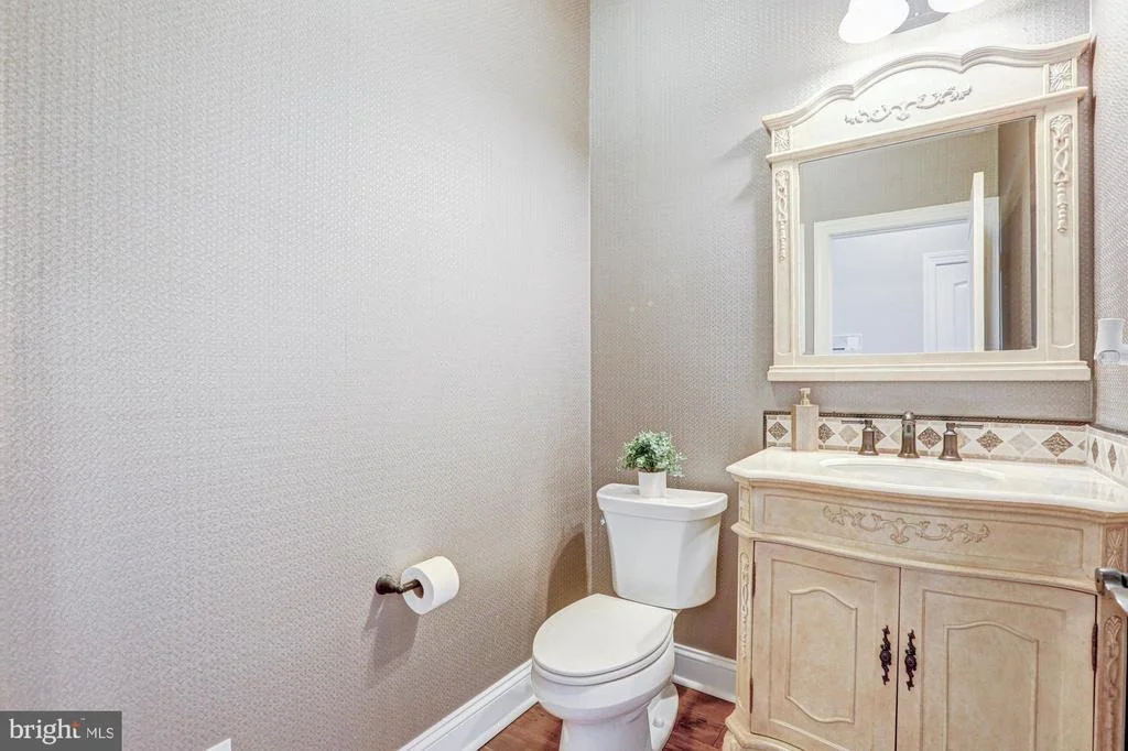 Photo of 1233 BUNKER HILL ROAD