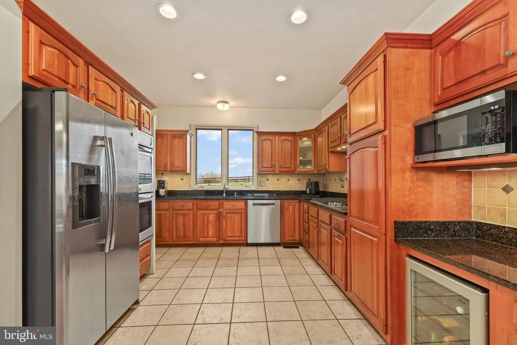 Photo of 9393 BRIAR LANE